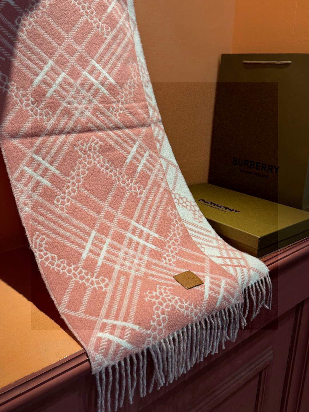 BURBERRY BBR SCARF 168 CM IN CASHMERE 730562
