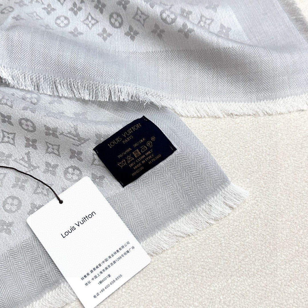 LOUIS VUITTON LV SCARF 120 CM IN WOOL MIX SILK 737300