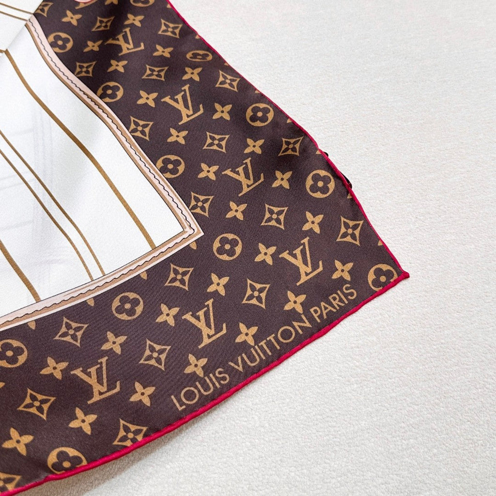LOUIS VUITTON LV SCARF 90 CM IN SILK 737304