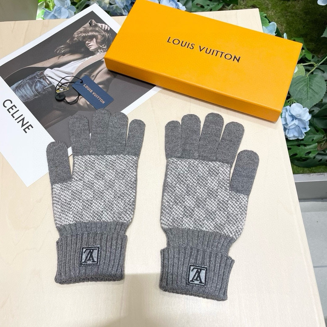 LOUIS VUITTON LV GLOVES IN DOVE GRAY WOOL 462427