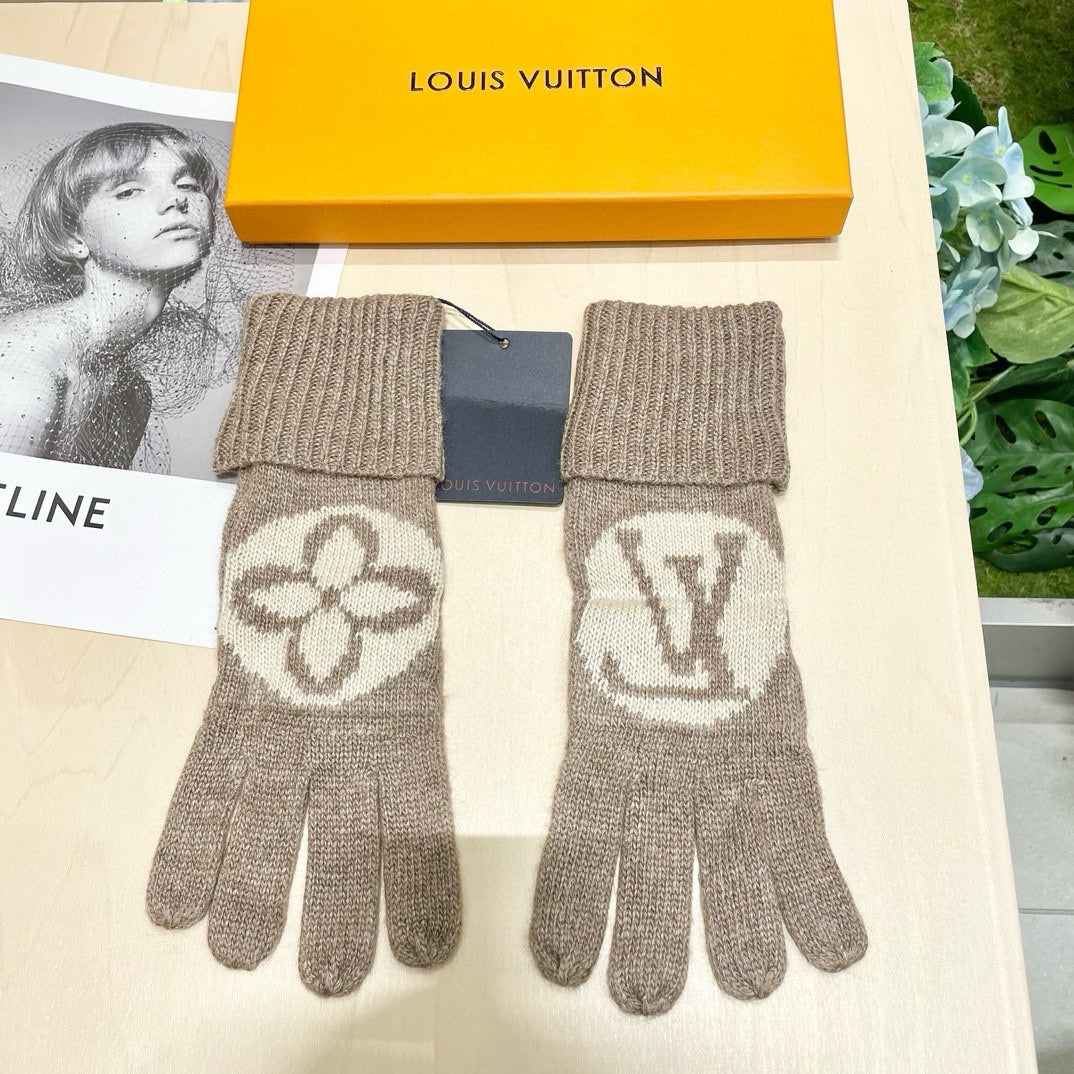 LOUIS VUITTON LV GLOVES IN DESERT BROWN WOOL 464990