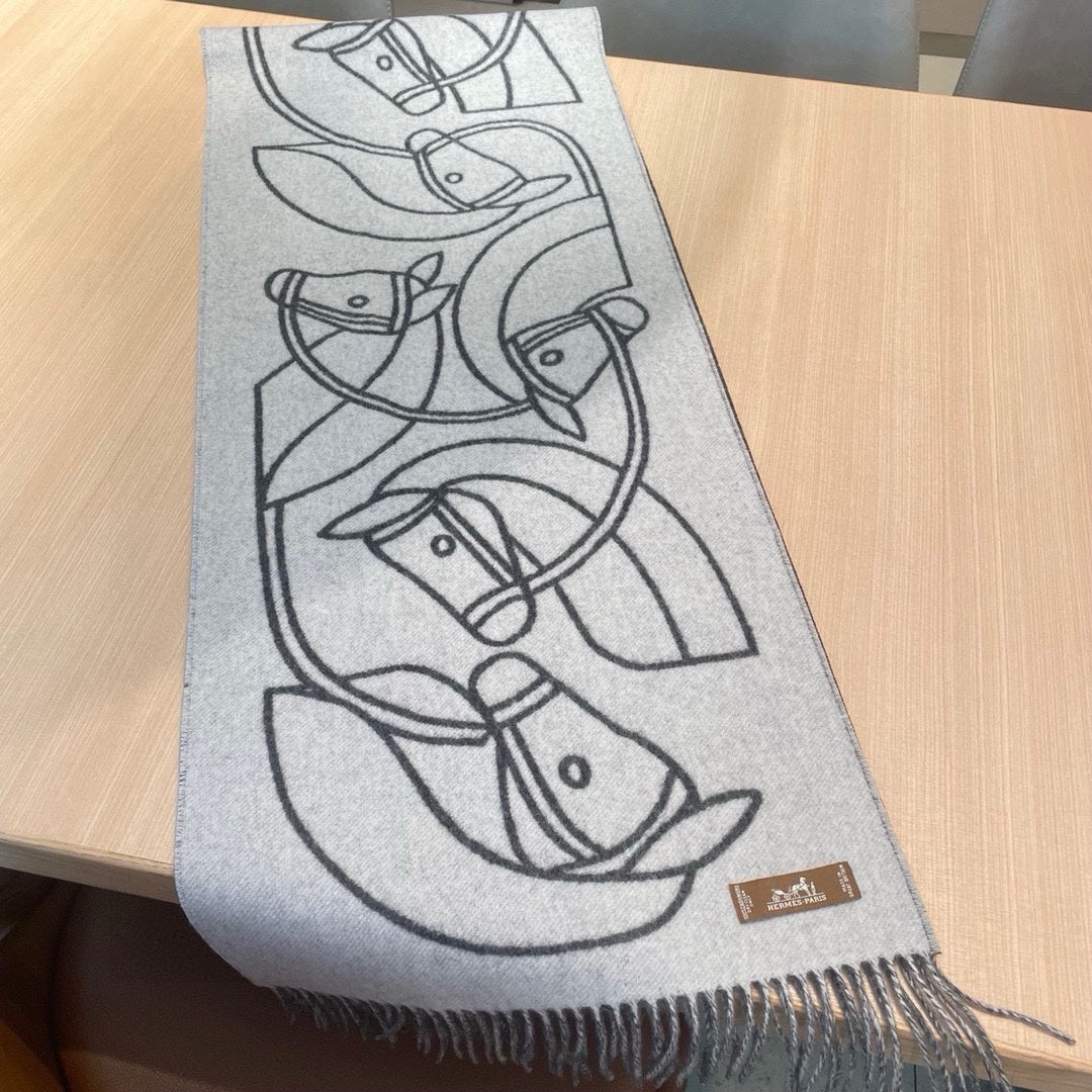 HERMES CASAQUE ENTRELACS EQUESTRES 190 CM SCARF IN SHADOW GRAY CASERE