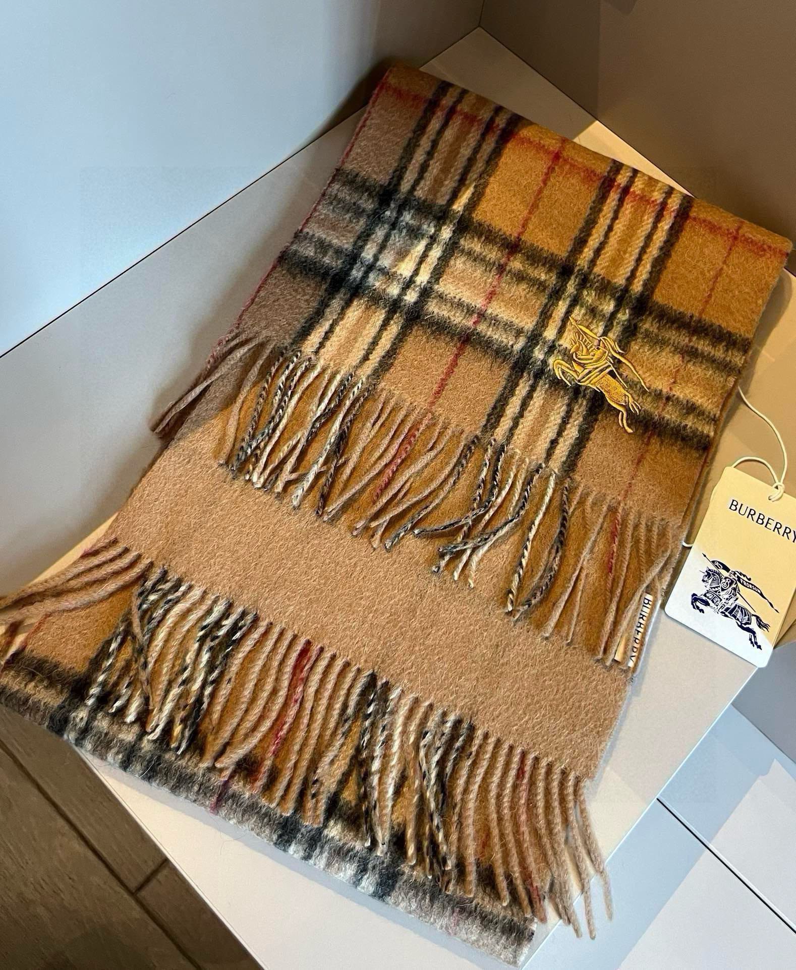 BURBERRY BBR SCARF 180 CM IN CASHMERE 483535