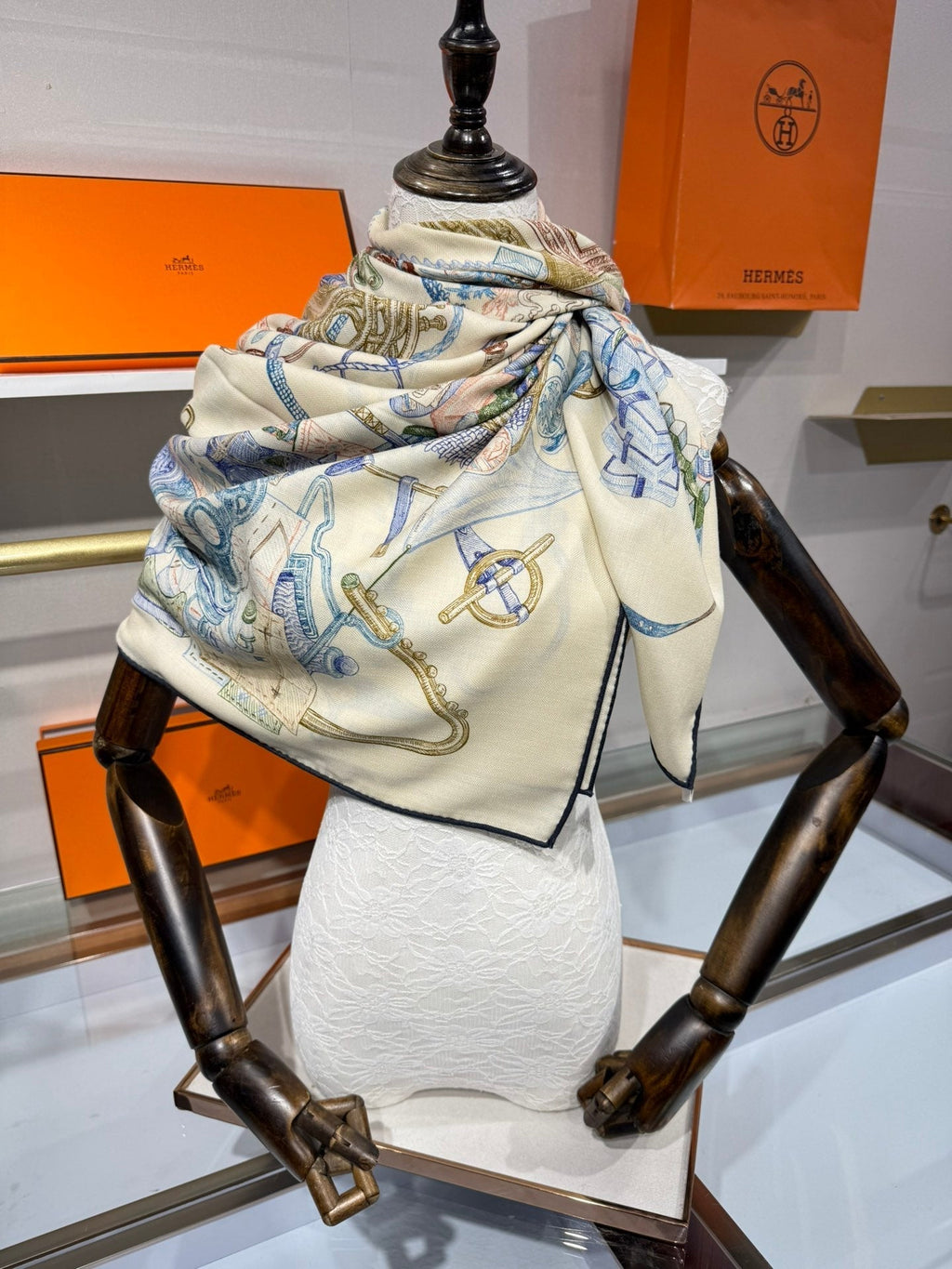 HERMES HERMES 25S SCARF 136 IN SILK CASERE 989710