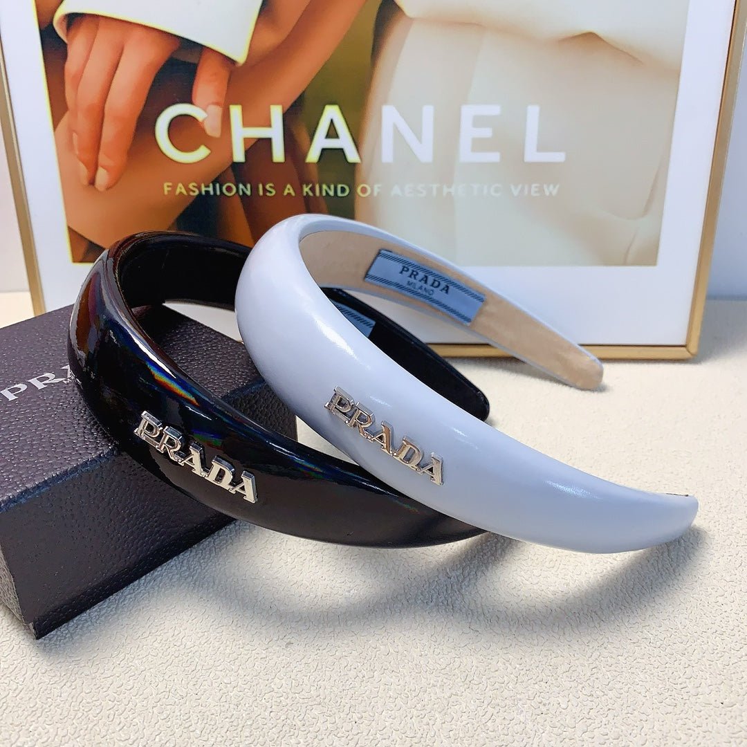 PRADA THICK HEADBAND IN BLACK GLOSSY CALFSKIN 278255