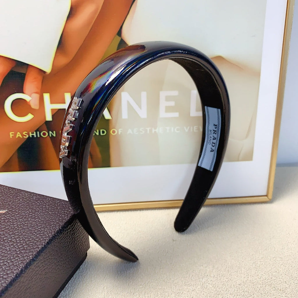 PRADA THICK HEADBAND IN BLACK GLOSSY CALFSKIN 278255