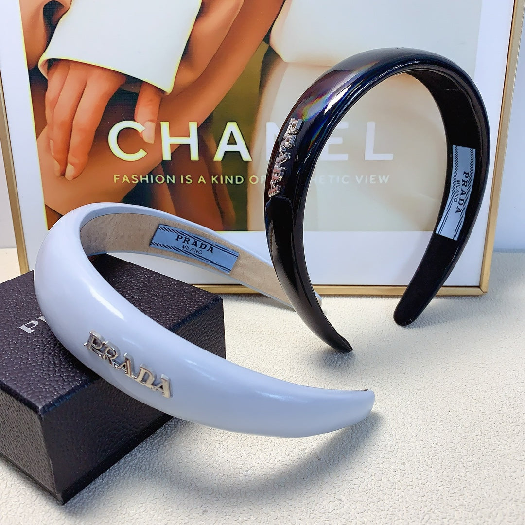 PRADA THICK HEADBAND IN BLACK GLOSSY CALFSKIN 278255