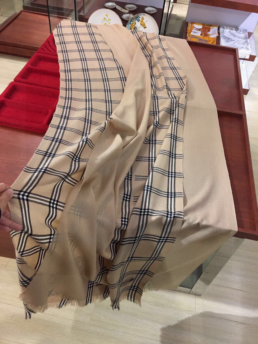 BURBERRY BBR SCARF 190 CM IN CASHMERE 508440