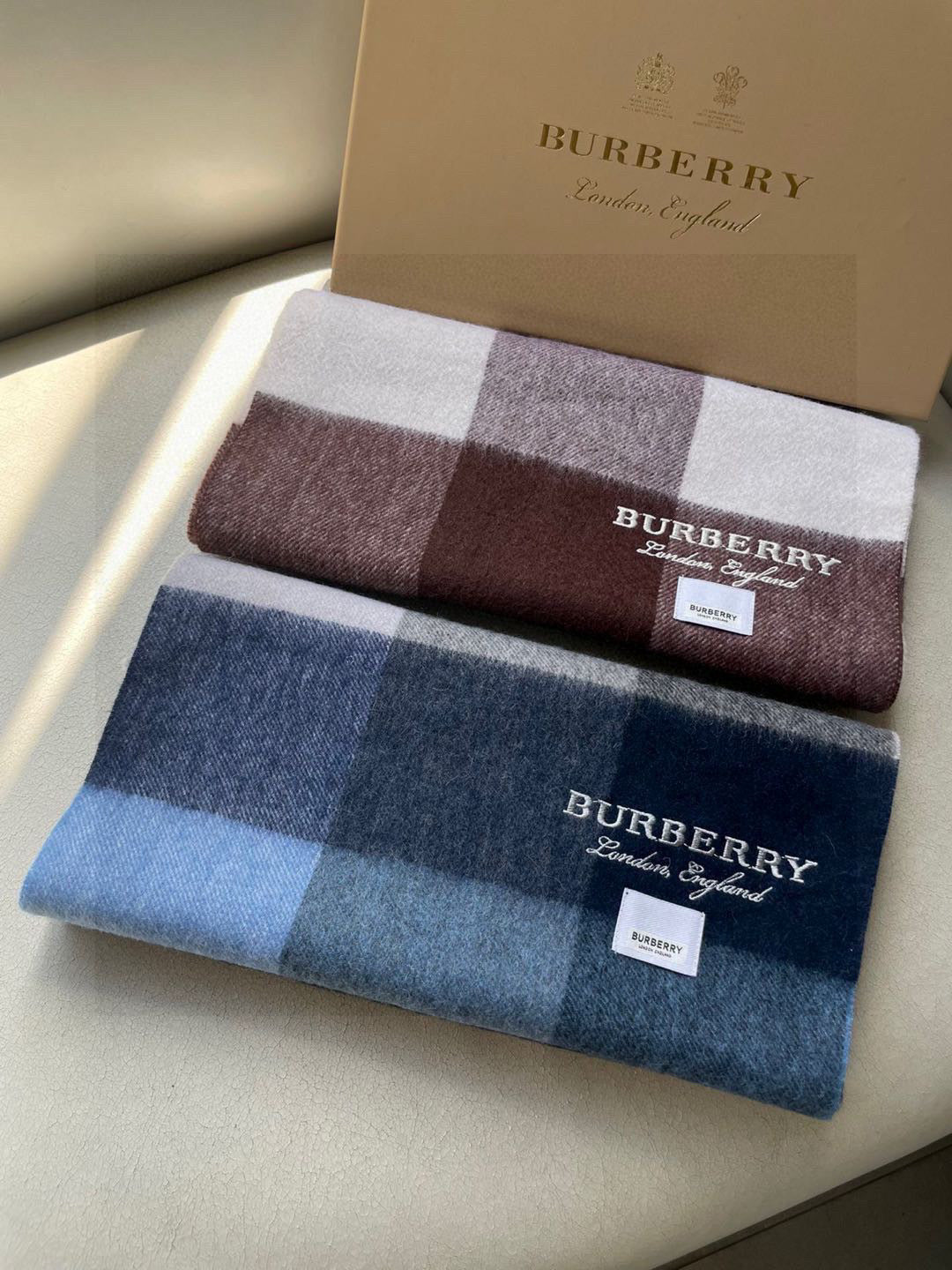 BURBERRY BBR SCARF 180 CM IN CASHMERE 538301