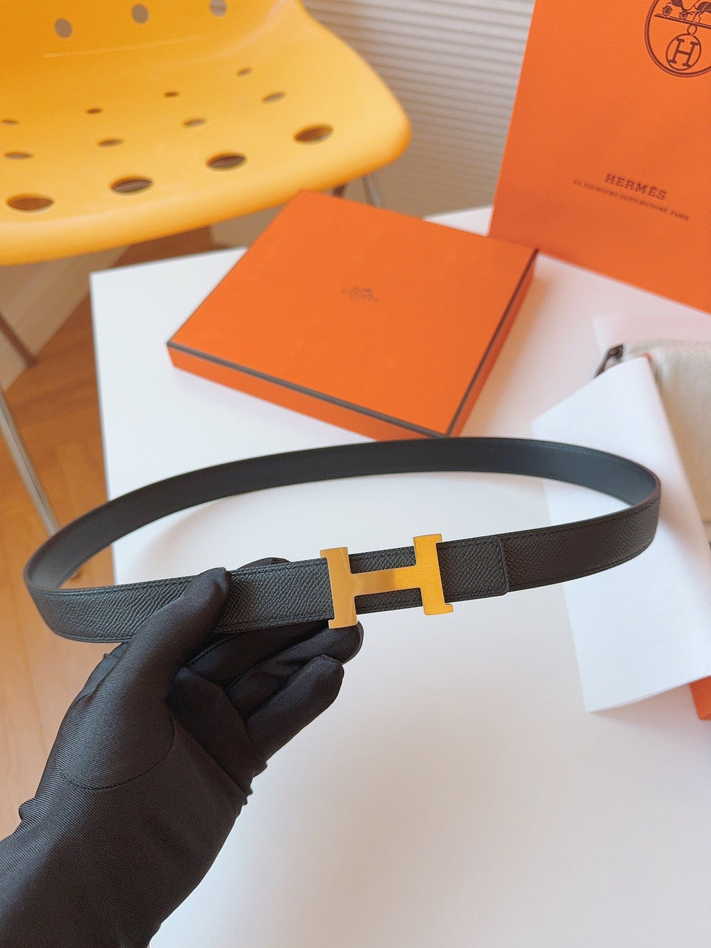 HERMES MINI H BELT BUCKLE & REVERSIBLE BLACK LEATHER STRAP 24 MM GOLD HARDWARE