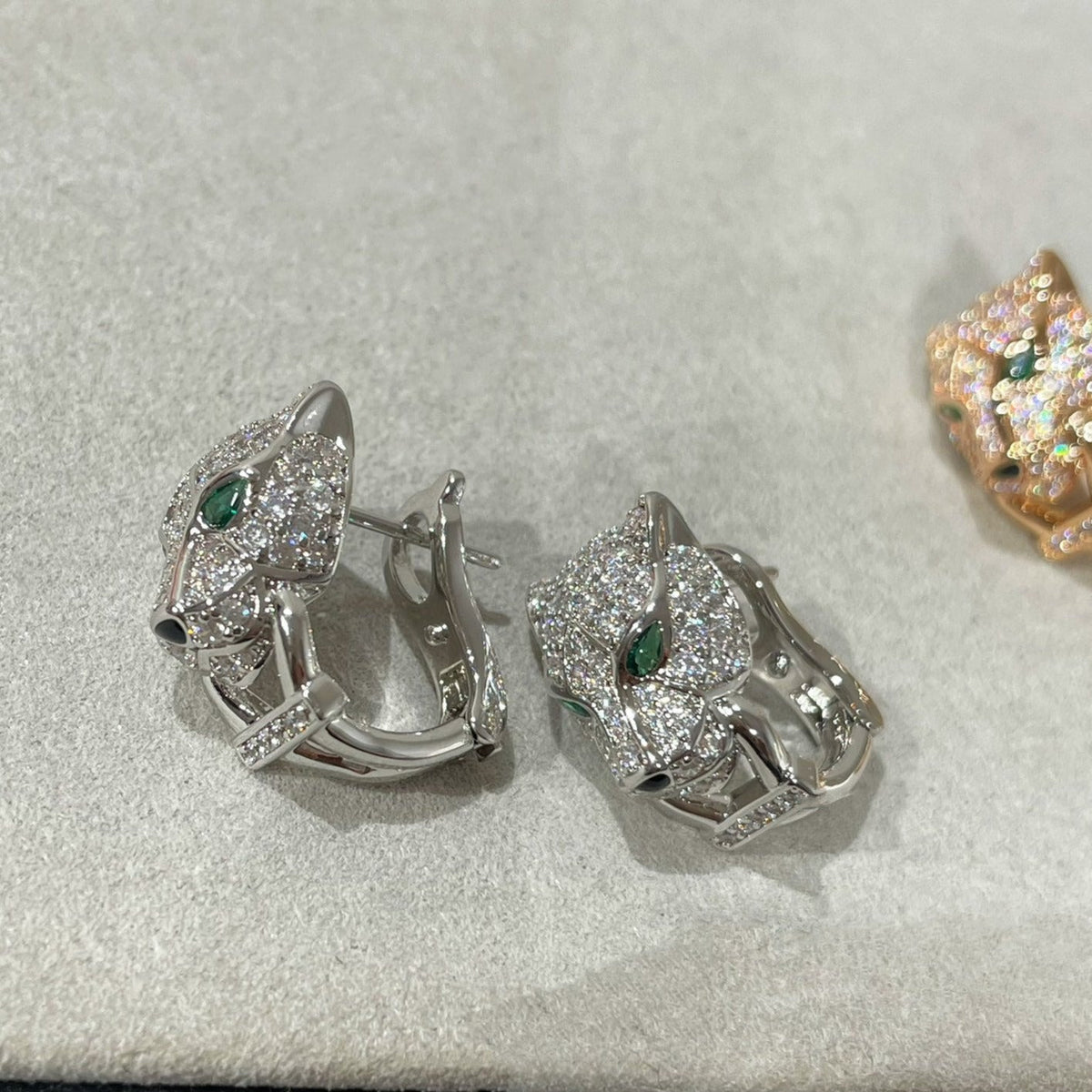 CARTIER PANTHERE DIAMOND STUD EARRINGS